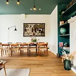 D'amis By Alix