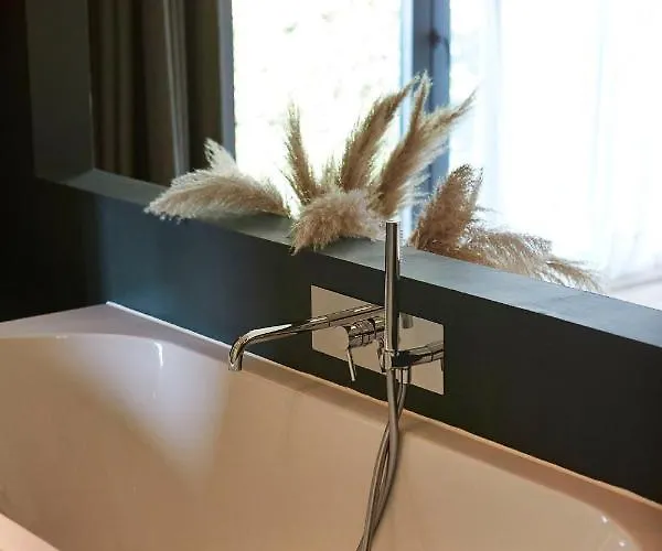 D'amis By Alix Hotel 3*