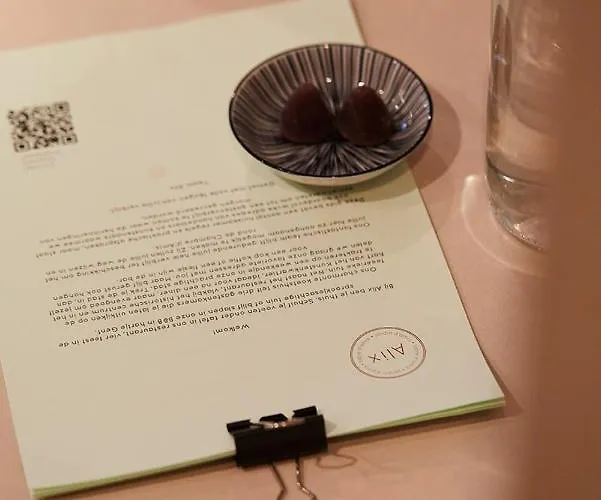 D'amis By Alix Ghent